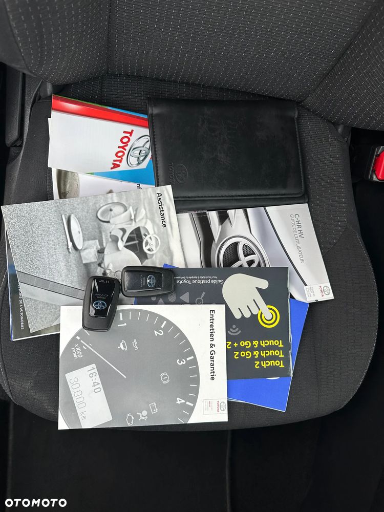 Toyota C-HR 1.8 Hybrid Premium - 6