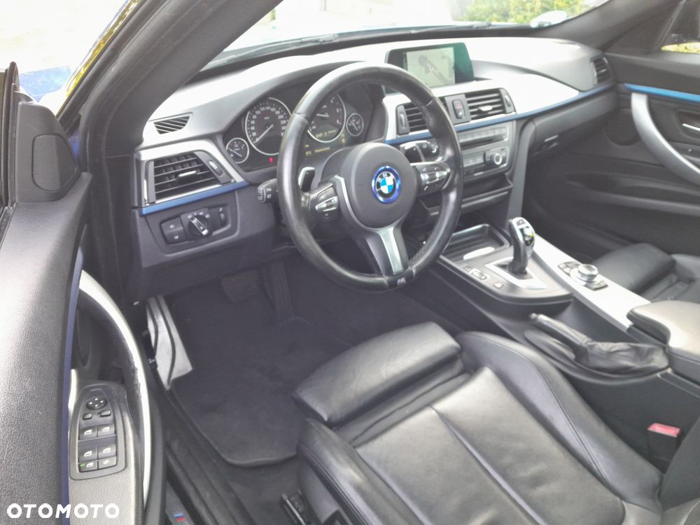 BMW Seria 3 325d Sport-Aut Sport Line - 6