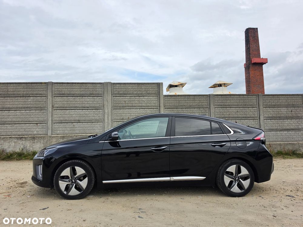 Hyundai IONIQ hybrid Platinum - 3