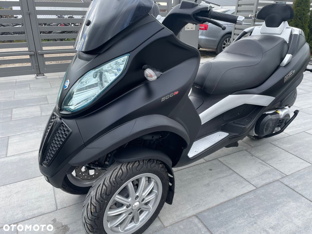 Piaggio MP-3 - 11