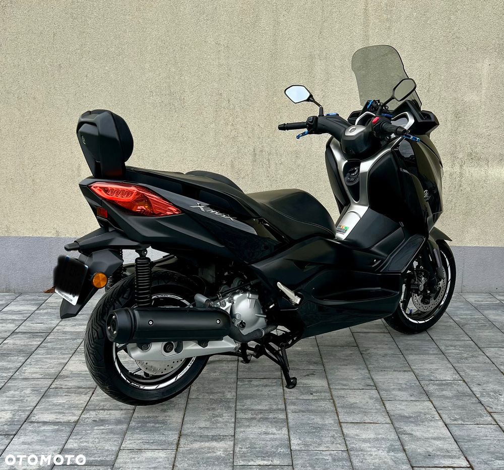 Yamaha X-max - 4
