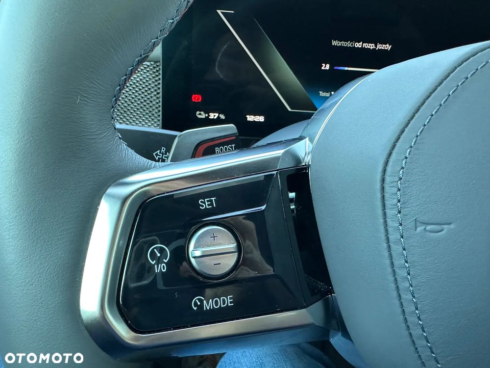 BMW i7 - 16