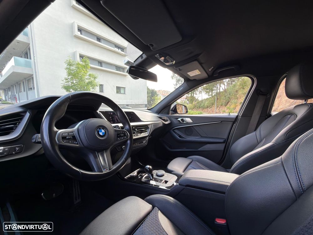 BMW 116 d Pack 50 anos M Auto - 10