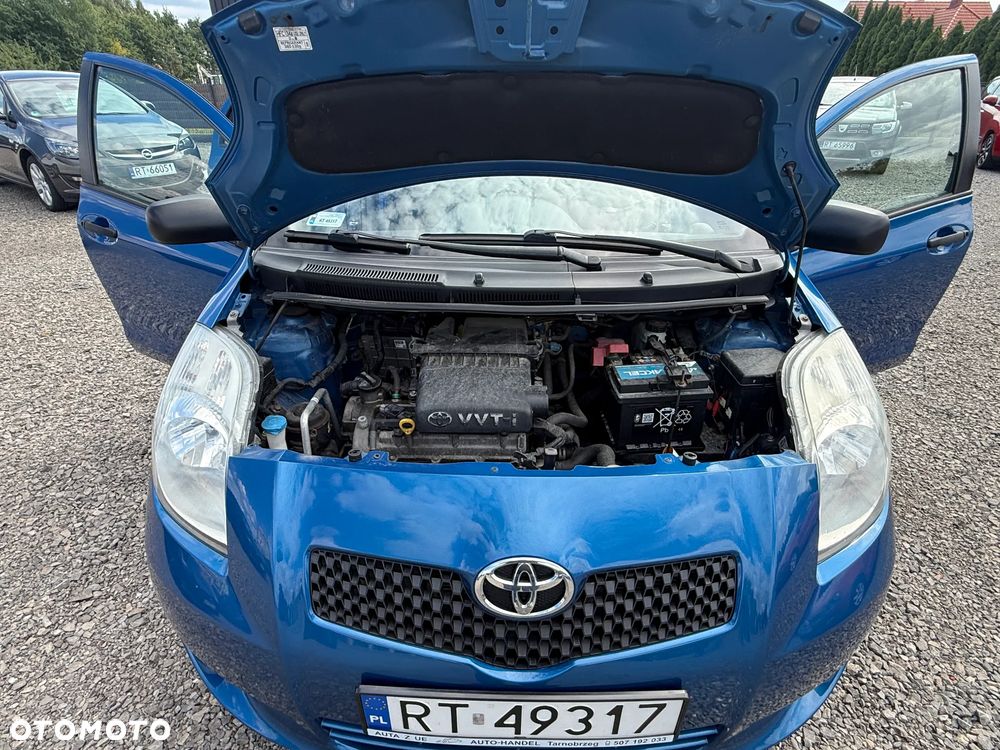 Toyota Yaris 1.3 Luna A/C - 28