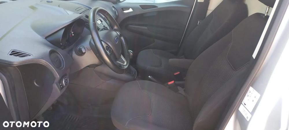 Ford TRANSIT COURIER - 31