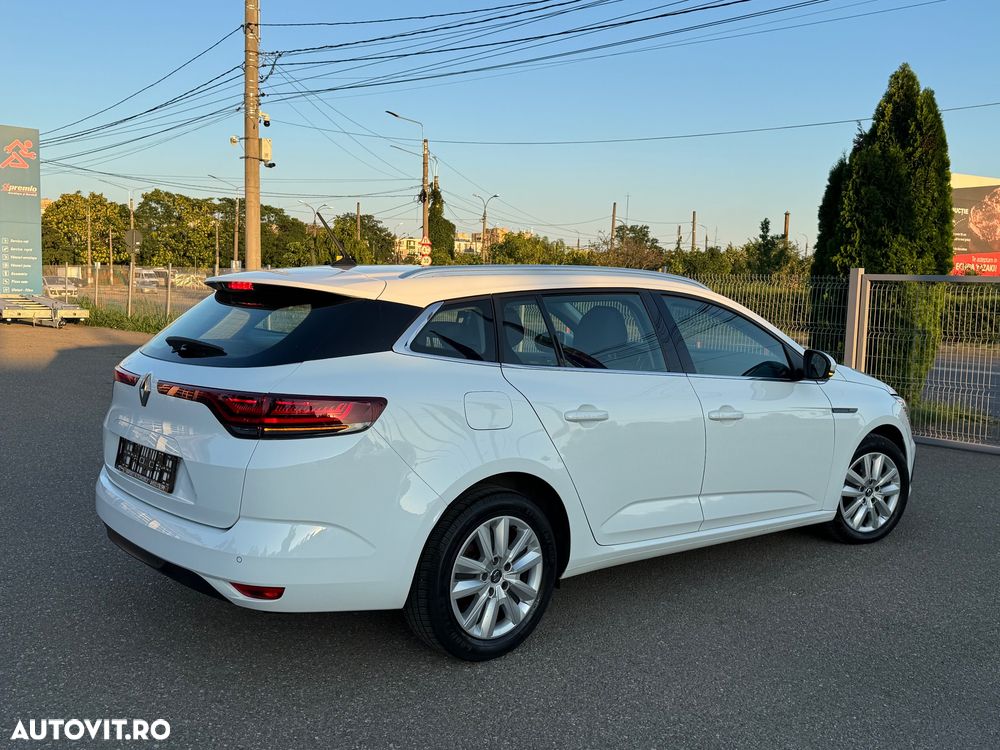 Renault Megane BLUE dCi 115 BUSINESS EDITION - 23