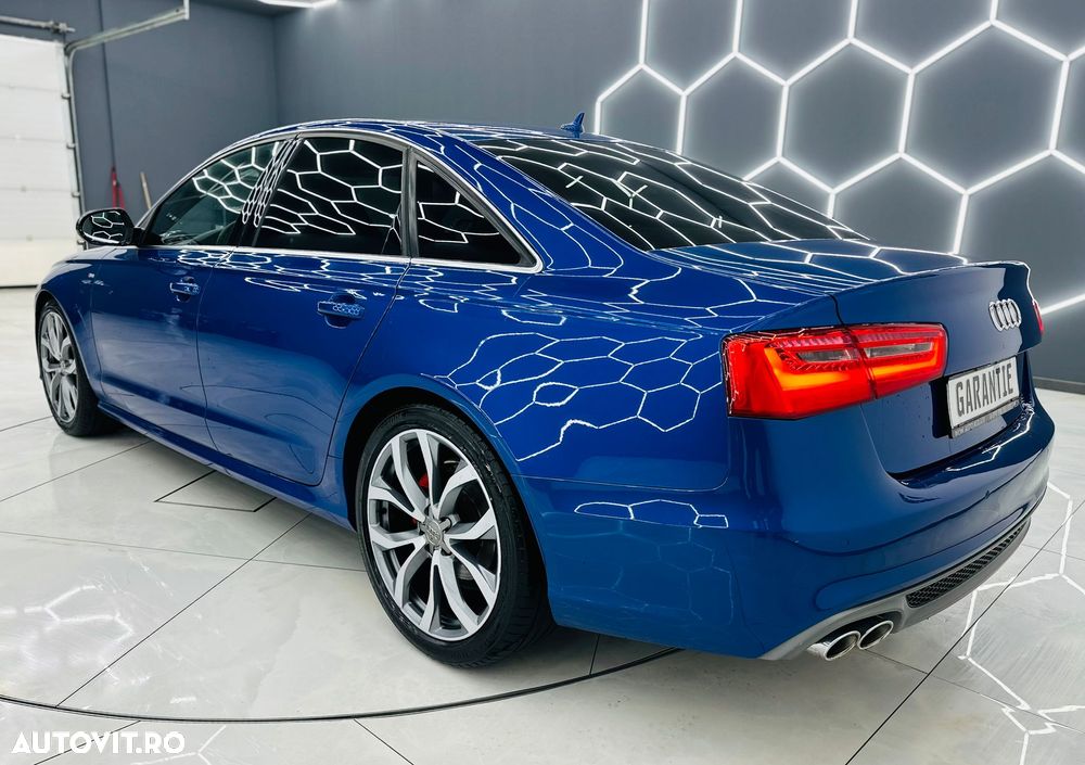 Audi A6 - 4
