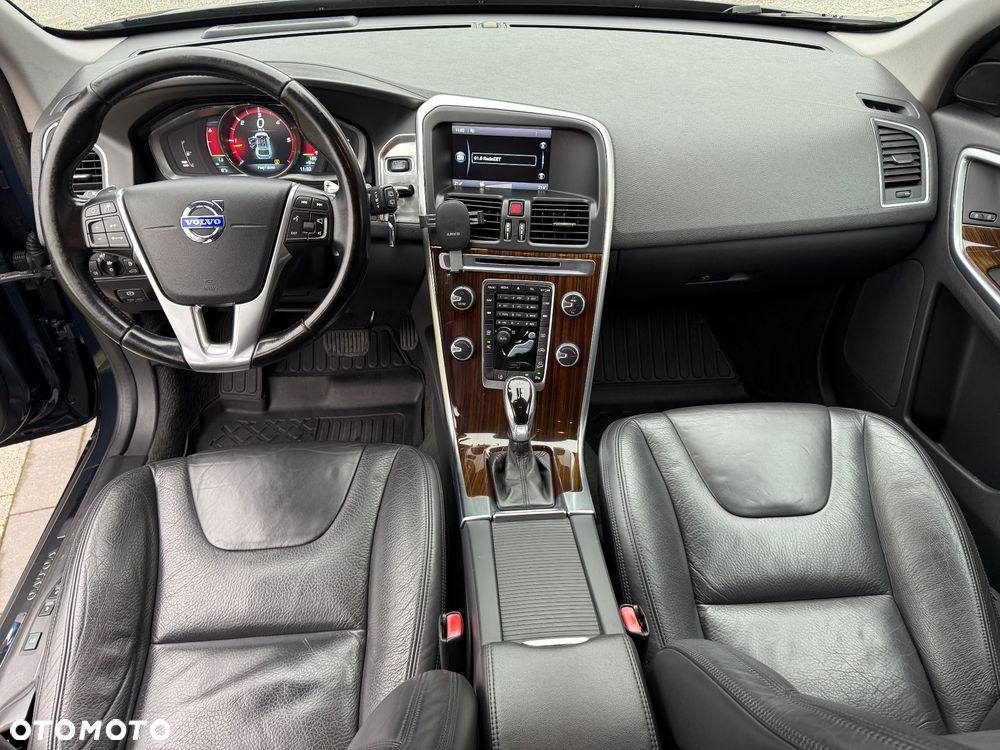 Volvo XC 60 D5 AWD Geartronic Summum - 20