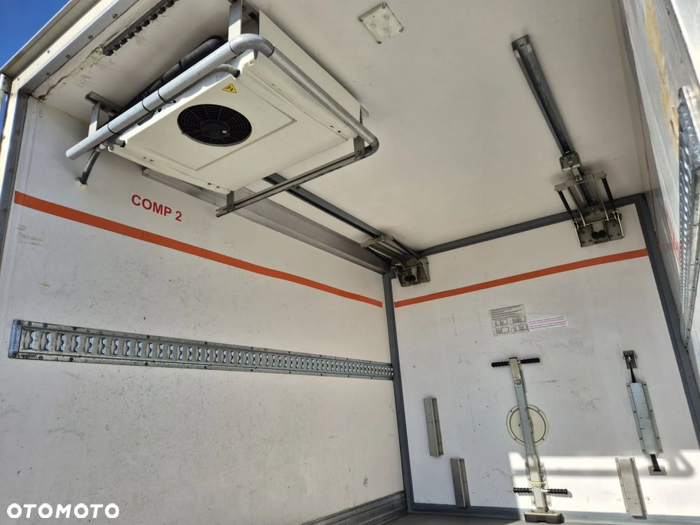 Chłodnia Mroźnia 7 palet 3.8m, 2019, Carrier Pulsor 600mt, 2 parowniki, reg ściana, zasilanie stacjonarne! Stan bdb! - 13