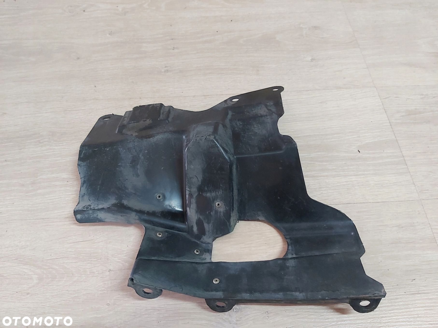 TOYOTA GT86 Subaru BRZ Lift osłona silnika dolna prawa 56440CA031 - 2