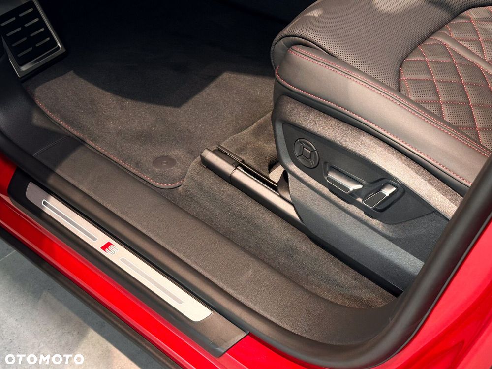 Audi SQ8 - 20