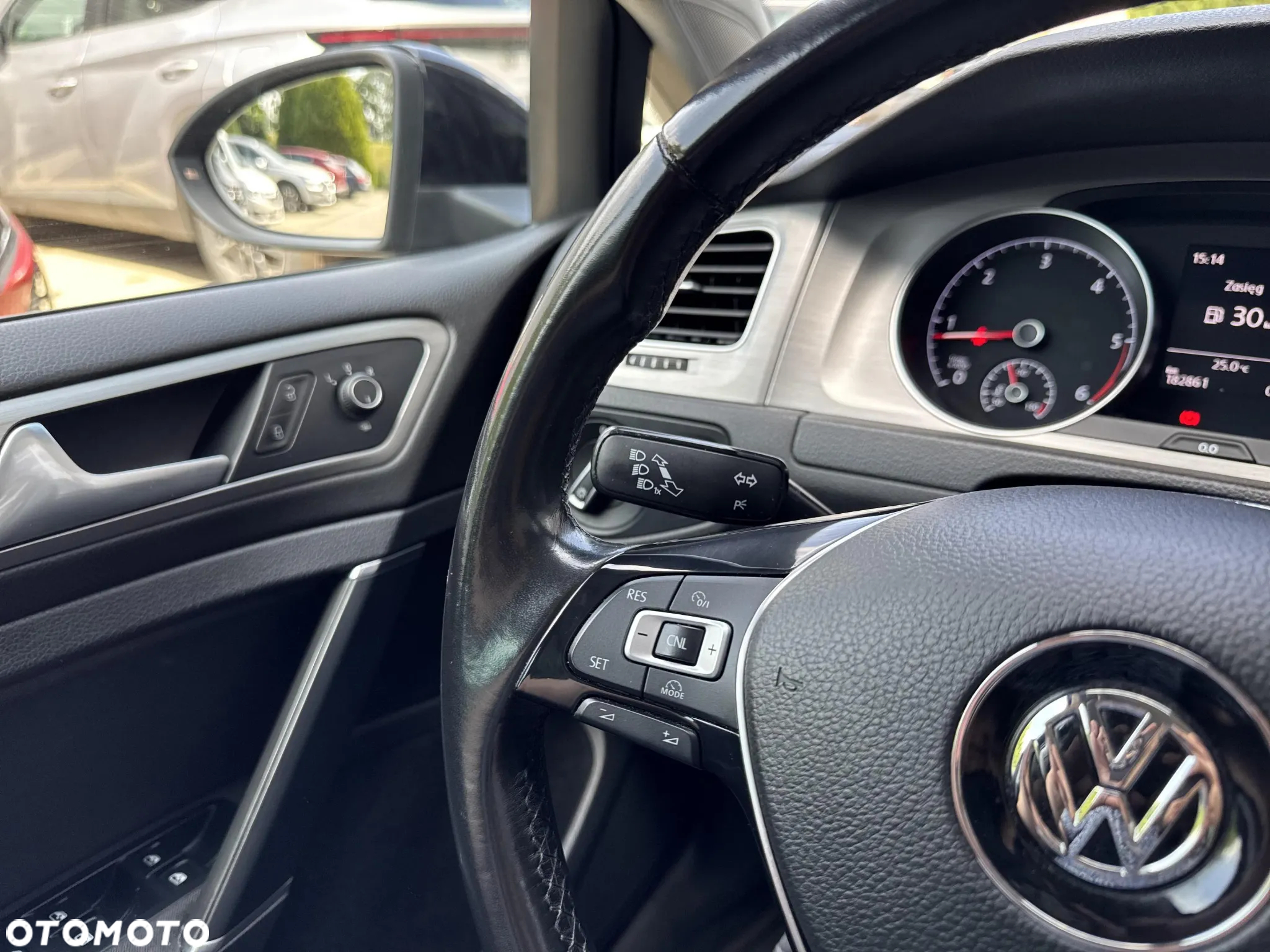 Volkswagen Golf VII 1.6 TDI BMT Trendline - 21