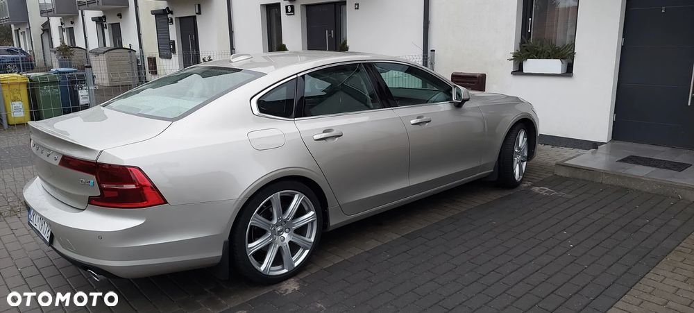 Volvo S90 D4 Momentum - 11