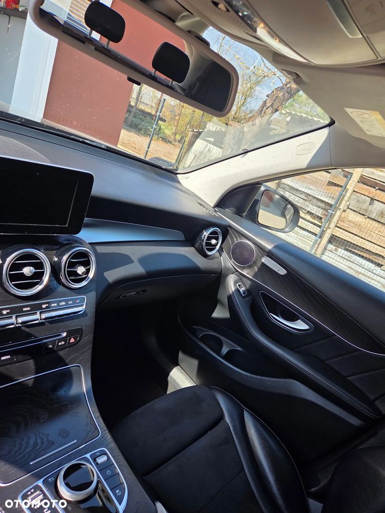 Mercedes-Benz GLC - 11