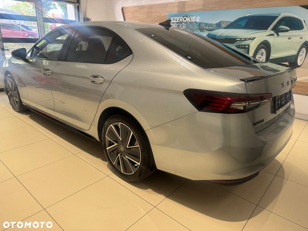 Skoda Superb 2.0 TSI 4x4 Sportline DSG - 4