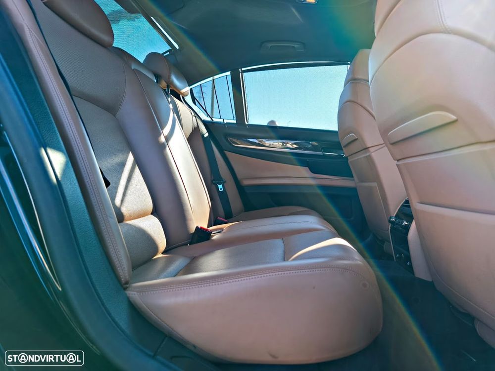 BMW 730 Ld - 14