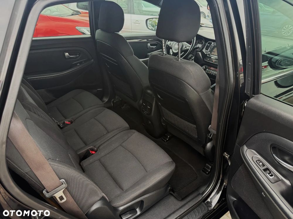 Kia Carens 1.7 CRDi 115 Dream-Team Edition - 11