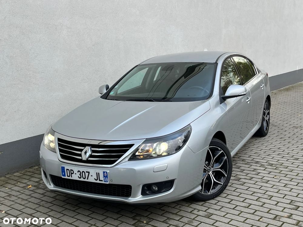 Renault Latitude 2.0 dCi - 33