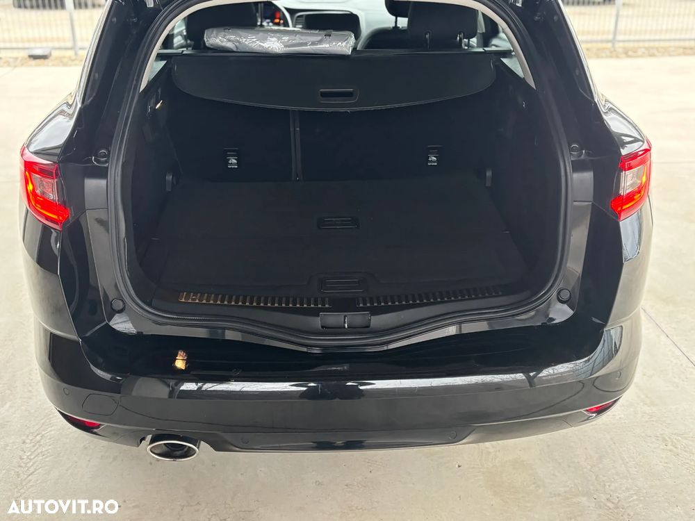 Renault Megane BLUE dCi 115 EDC LIMITED - 12