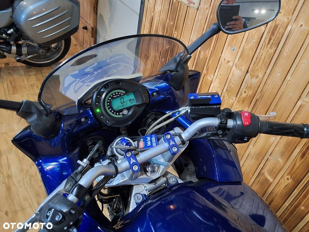 Yamaha FZ6 - 14