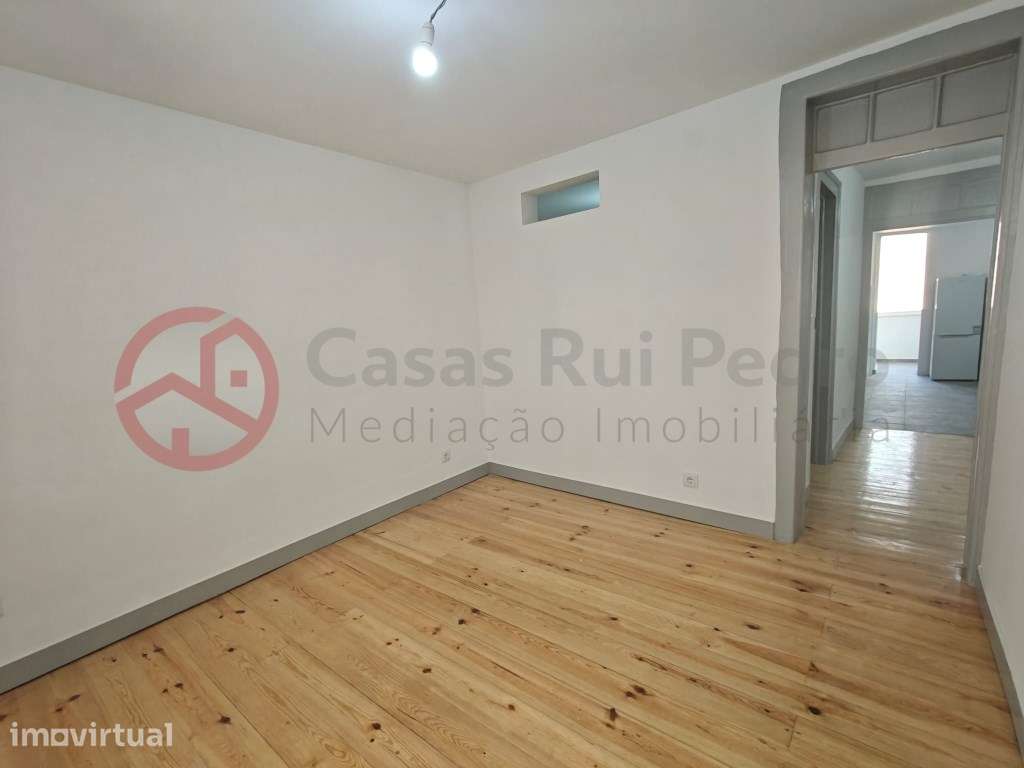 Apartamento T3 com terraço remodelado no centro de Lisboa. - Grande imagem: 5/19