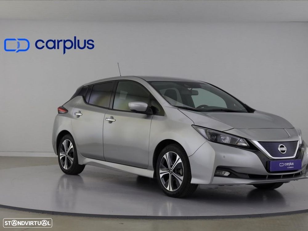 Nissan Leaf N-Connecta — photo 2
