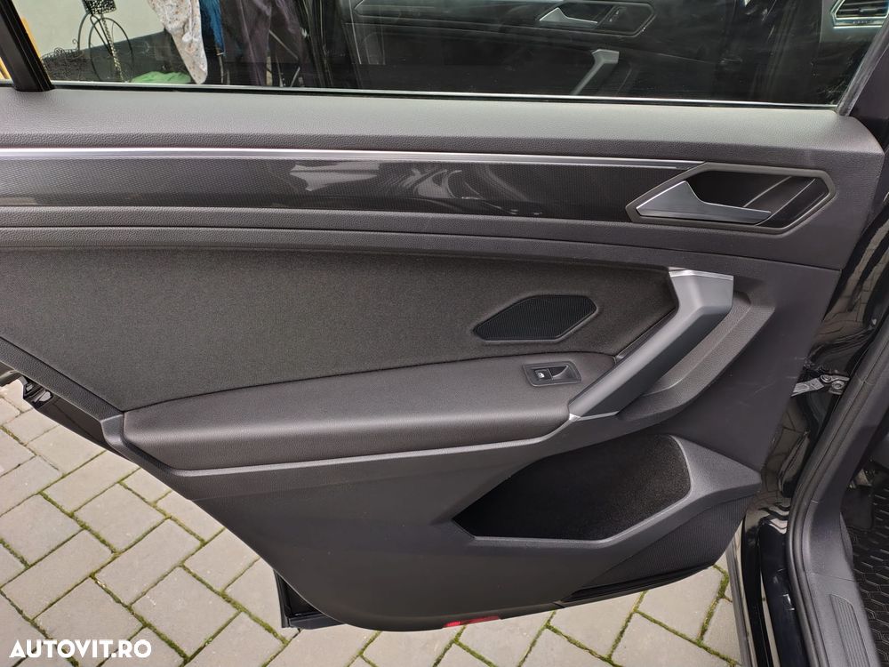 Volkswagen Tiguan - 26