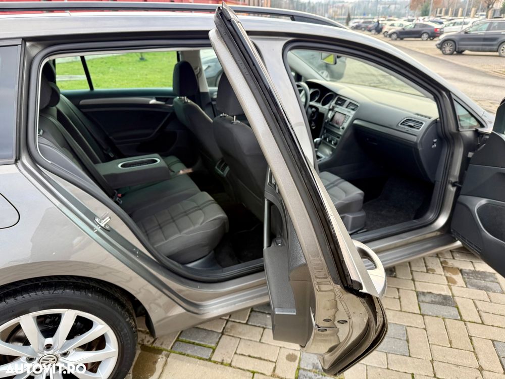 Volkswagen Golf Variant 1.6 BlueTDI DSG Comfortline - 20