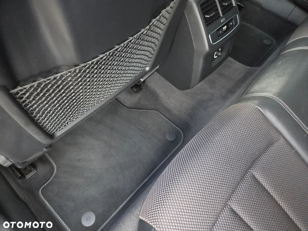 Audi A4 Avant 40 TFSI S tronic S line - 20
