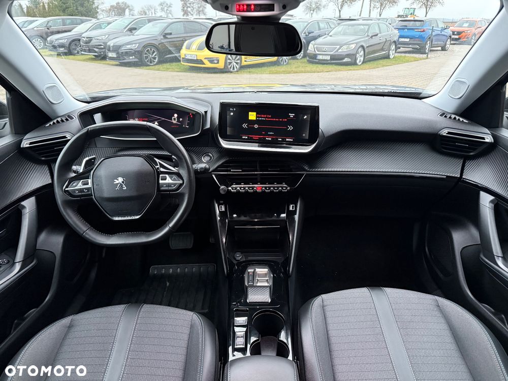 Peugeot 2008 1.2 PureTech Allure S&S EAT8 - 19