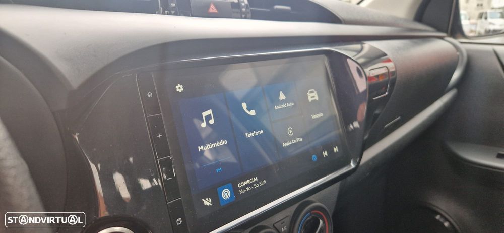 Toyota Hilux 2.4 D-4D 4WD CD CH Aut. - 8