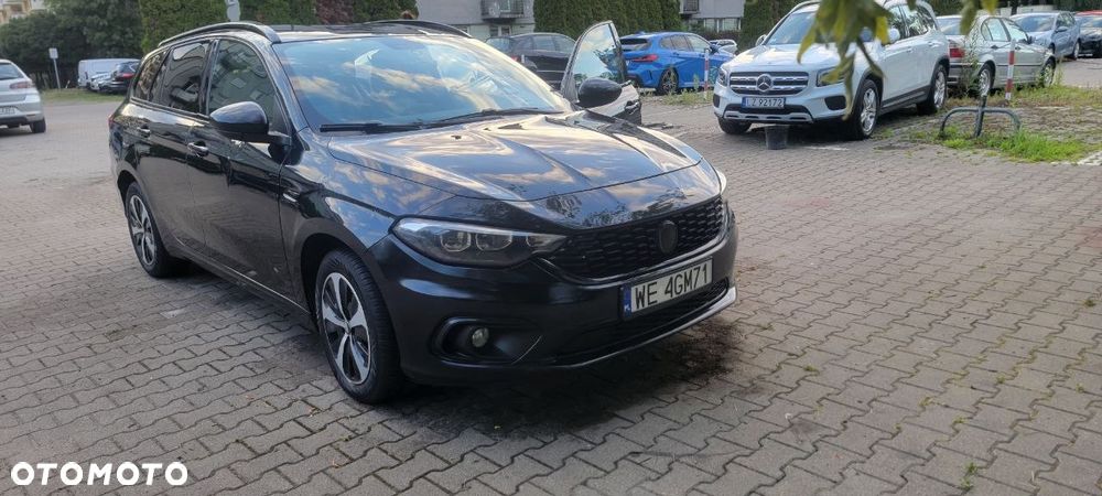 Fiat Tipo 1.6 MultiJet DCT Lounge - 4
