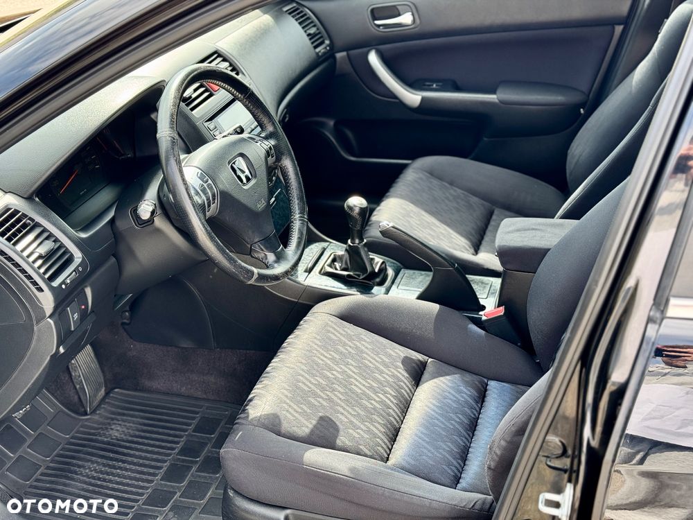 Honda Accord 2.4 Executive - 17