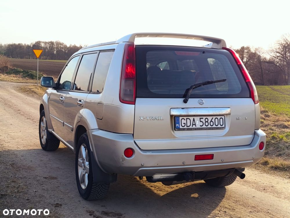 Nissan X-Trail 2.5 Sport - 5