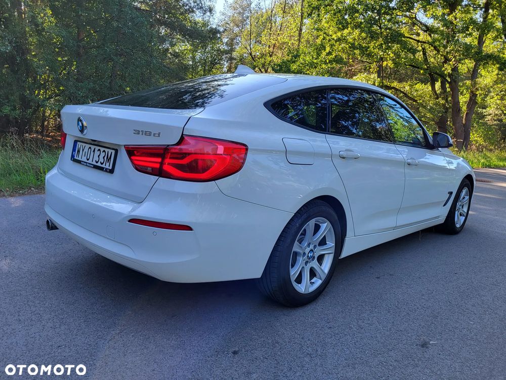 BMW 3GT 318d Business Edition - 27