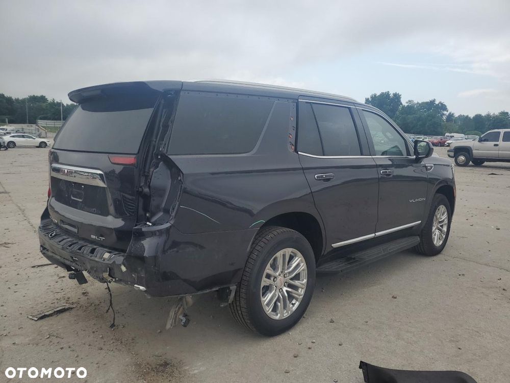 GMC Yukon - 4