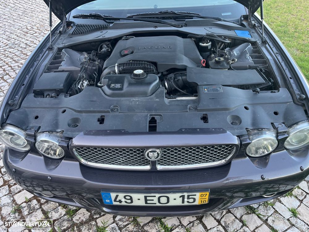 Jaguar XJ XJ6 2.7 D V6 Executive - 12