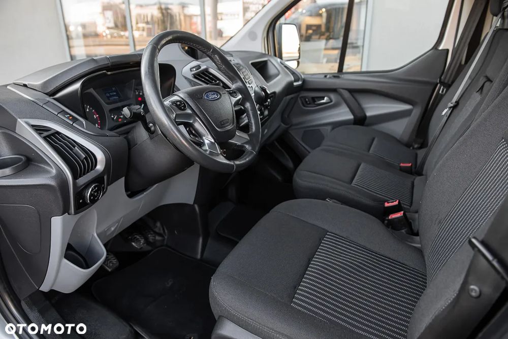 Ford Transit Custom - 19