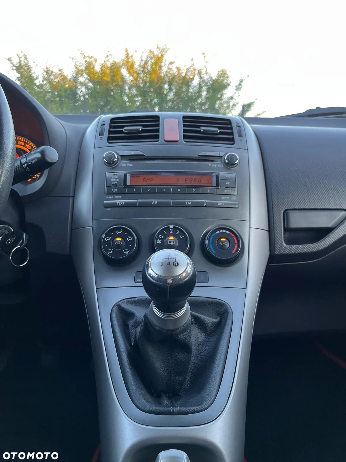 Toyota Auris 1.4 VVT-i - 25