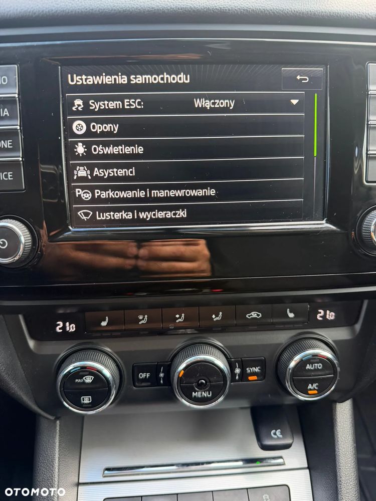 Skoda Octavia 2.0 TDI (Green tec) 4x4 Ambition - 25