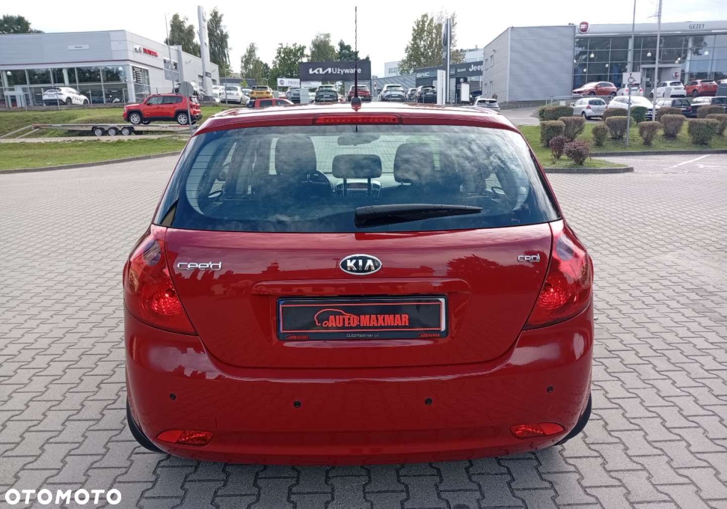 Kia Ceed - 9