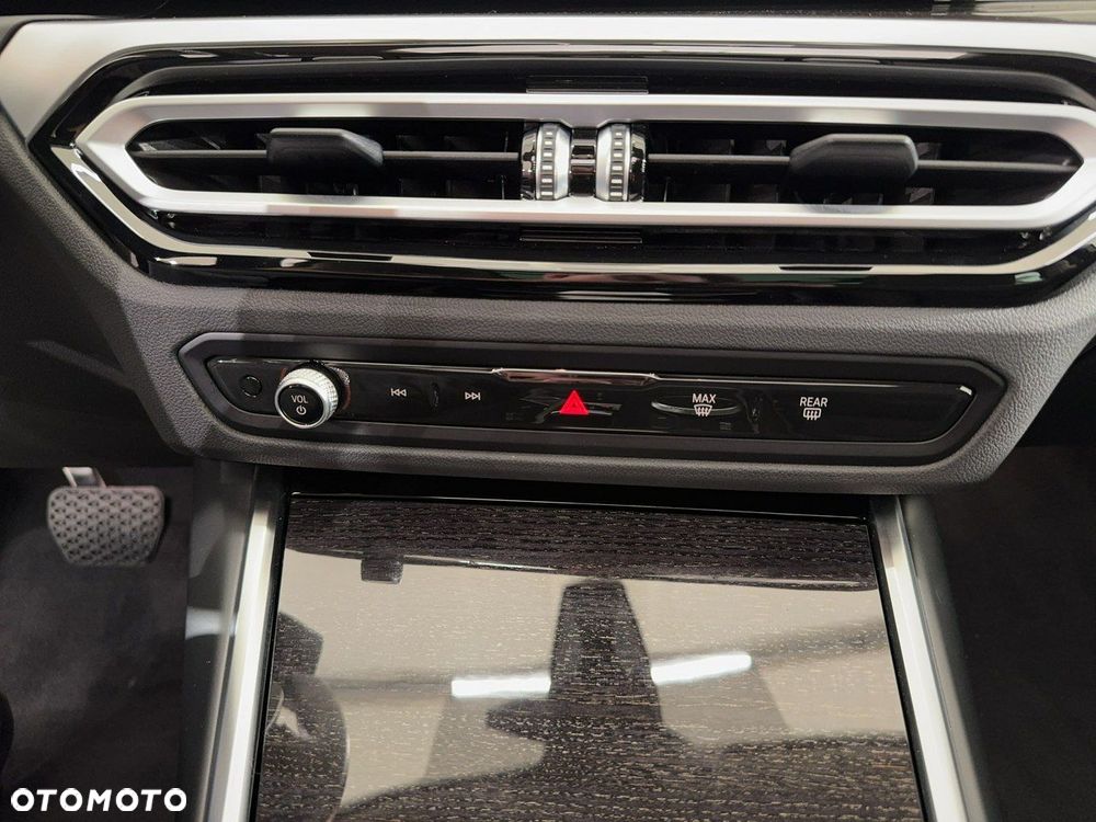 BMW Seria 3 - 35