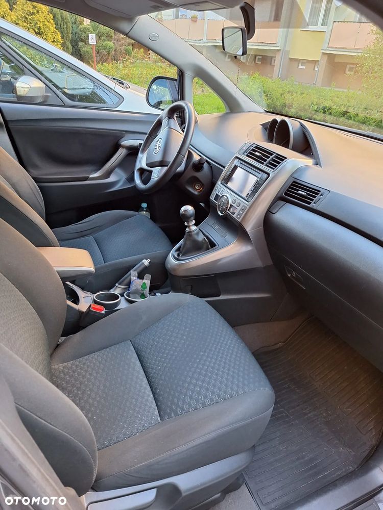 Toyota Verso 1.8 Sol plus NAVI - 13