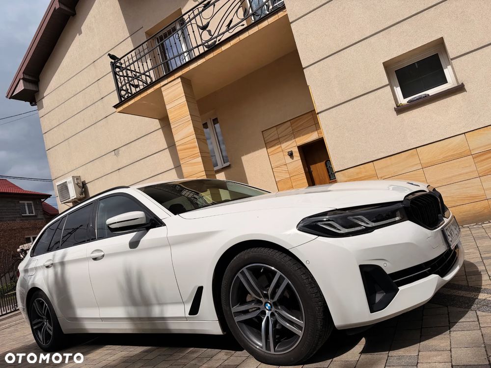 BMW Seria 5 520d Sport Line - 14