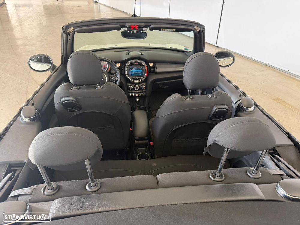 MINI Cabrio Cooper D - 8