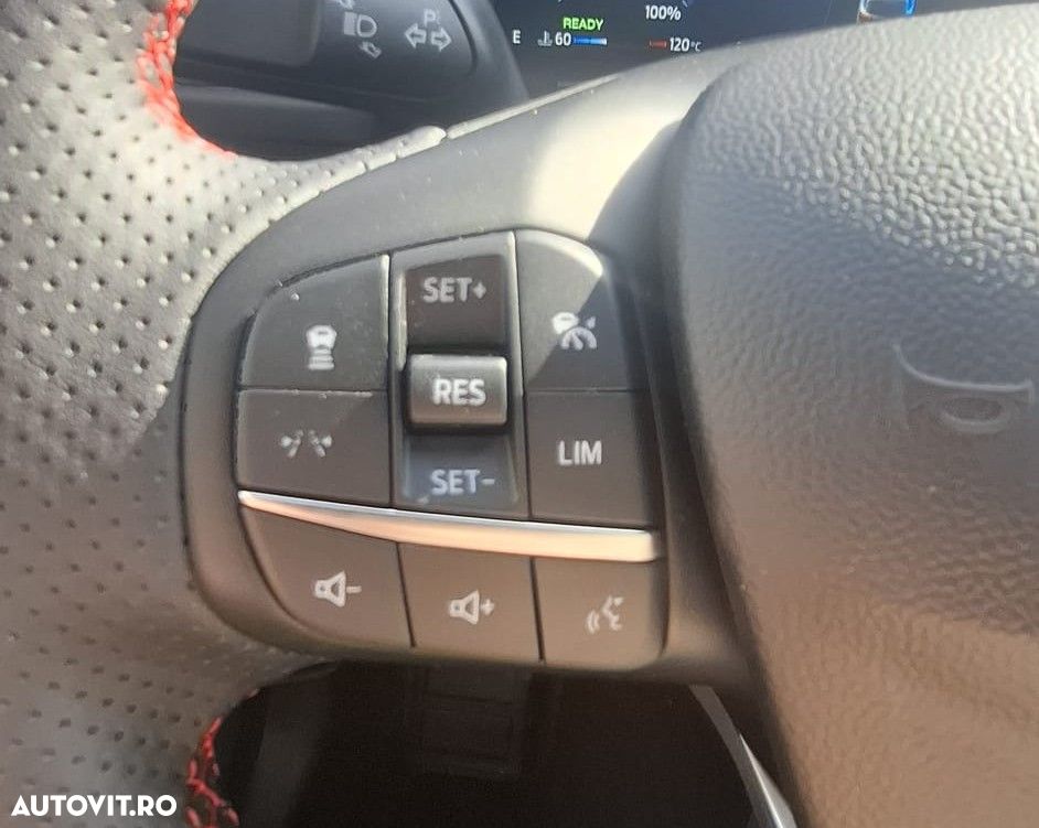 Ford Kuga 2.5 Duratec FWD PHEV ST-Line X - 10