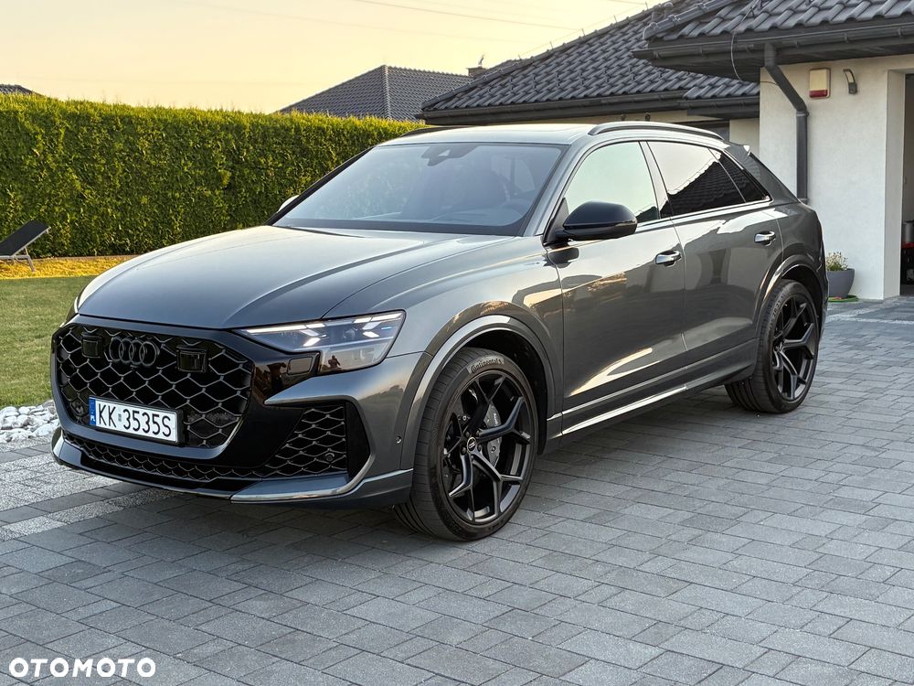 Audi RS Q8 - 1
