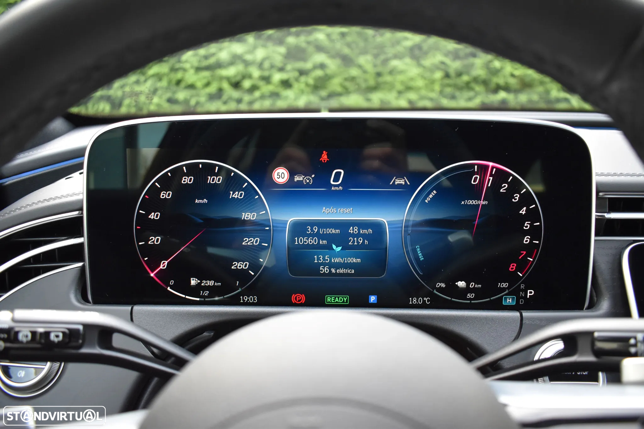Mercedes-Benz E 300 e AMG Line - 10