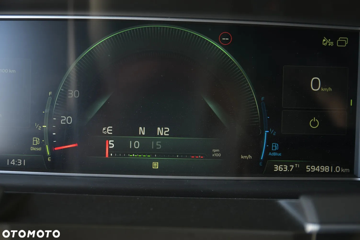 Volvo FH500 ///* 2021///* XXL///* LOW DECK///* MEGA///* FULL LED///* TABLET///* KLIMATYZACJA POSTOJOWA///* WAGA///* ZABUDOWY MIĘDZYOSIOWE///* STAN BARDZO DOBRY - 27