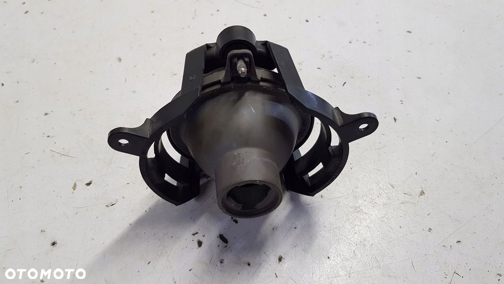 halogen prawy lewy Opel Mokka A - 11